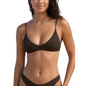 NEW MAI women's everyday top in coyote